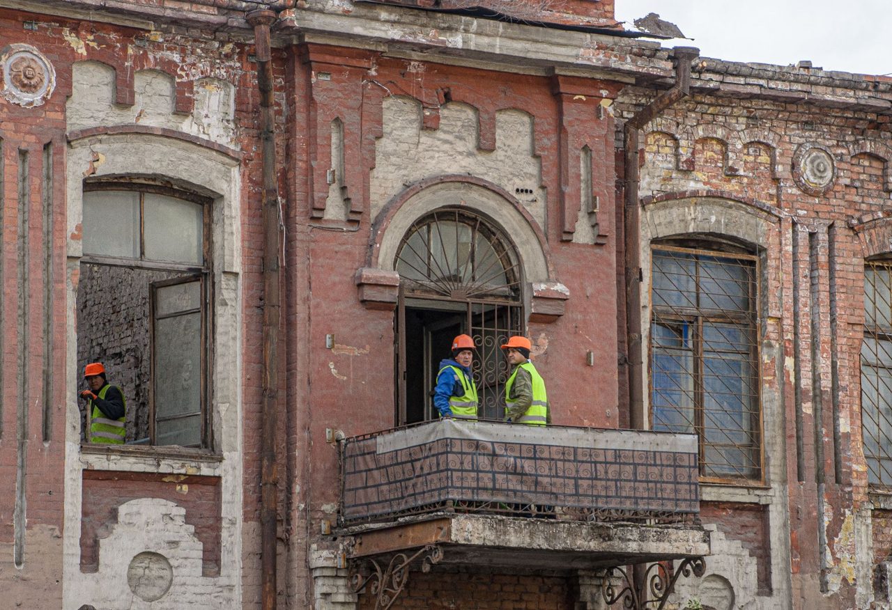 The Hidden Demand Behind the California’s Restoration Industry Boom - CityWatch LA